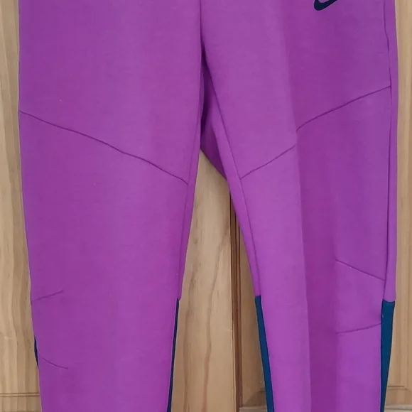 Girls Nike Purple and Blue Patchwork JoggersYouth Girls Size Large NWT - Picture 6 of 8